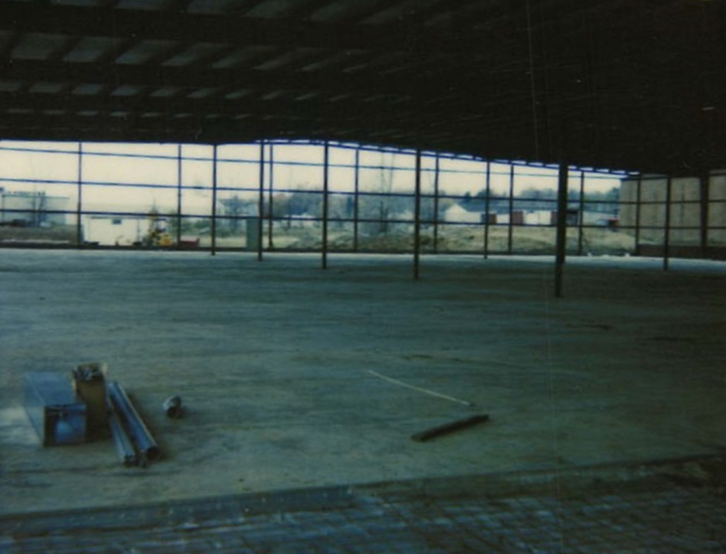 Johndow's Warehouse in 1996